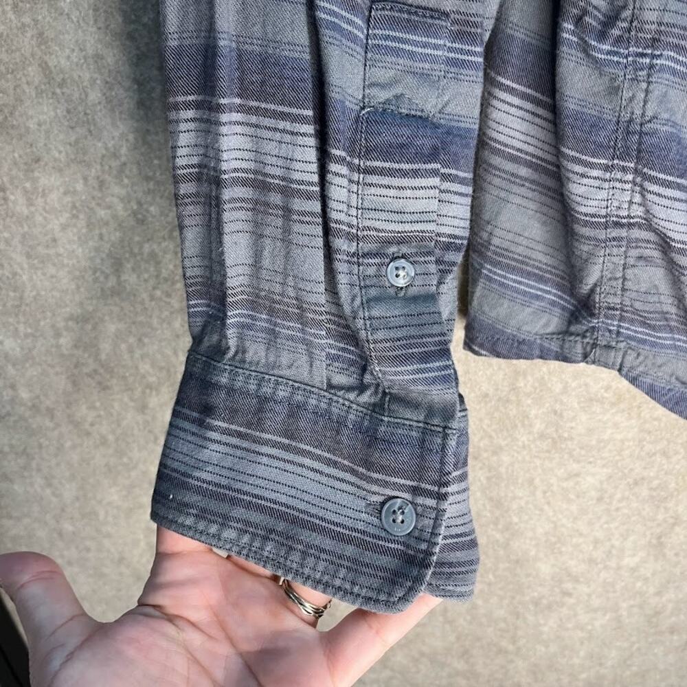 Travis Mathew Striped Button Long Sleeve‎ Shirt Size XLarge - Picture 7 of 7
